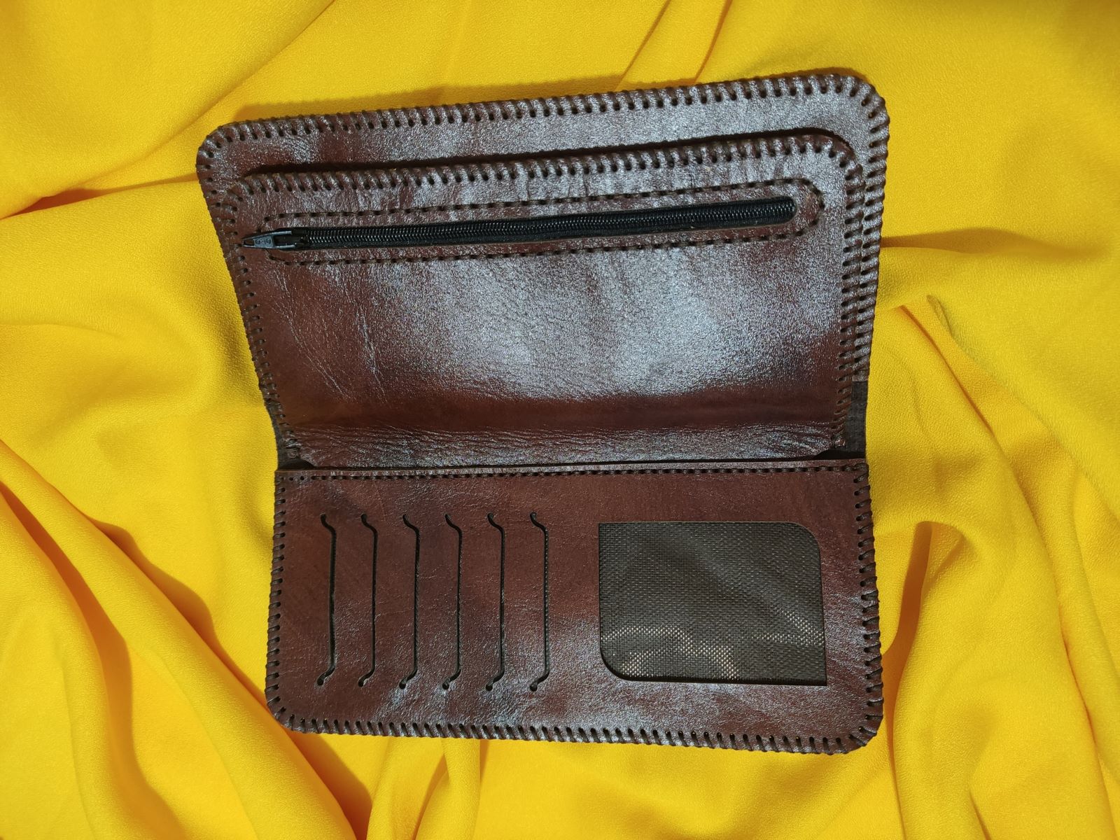 کیف پولی مردانه از چرم طبیعی